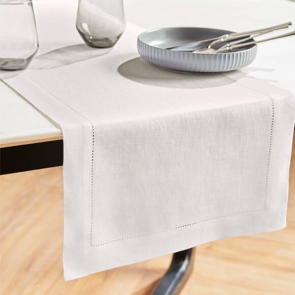 Solino Home Cotton Linen Hemstitch Table Runner White 14" x 72" - Picture 4 of 5